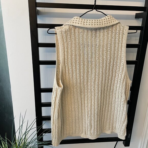 DKNY Jeans Textured Knit Collared Sleeveless Top – Oatmeal (Large) - Picture 3 of 4